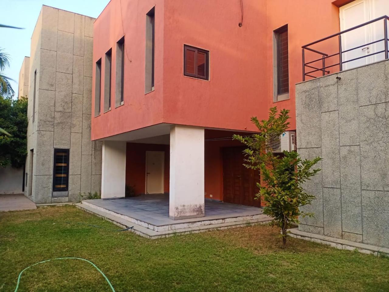 Villa-Safal Amrakunj Ahmedabad Exterior photo